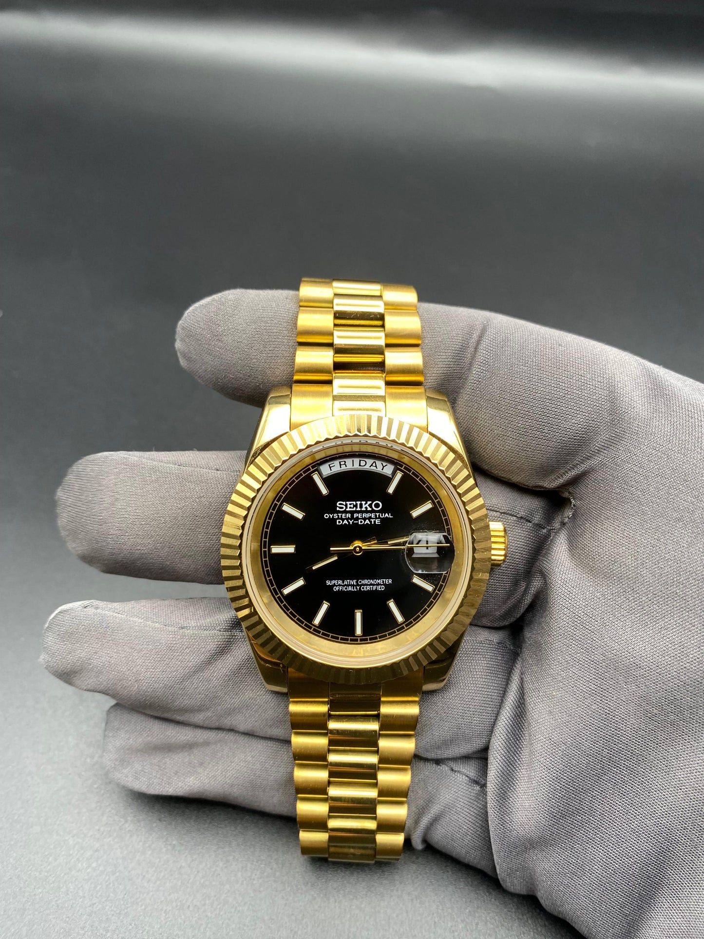 SEIKODATE BLACK YELLOW GOLD
